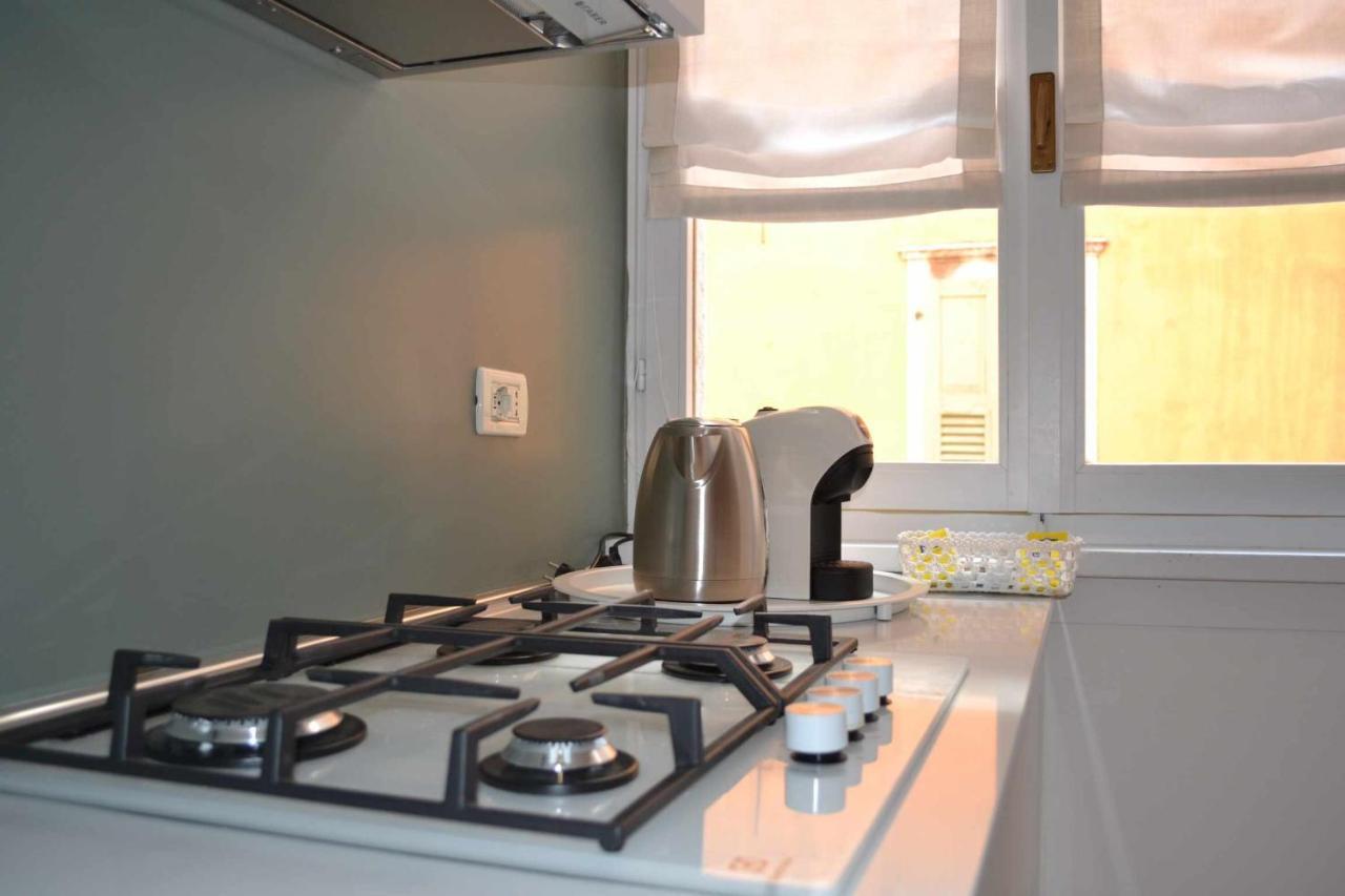 Appartement Lantica Torre à Riva del Garda Extérieur photo