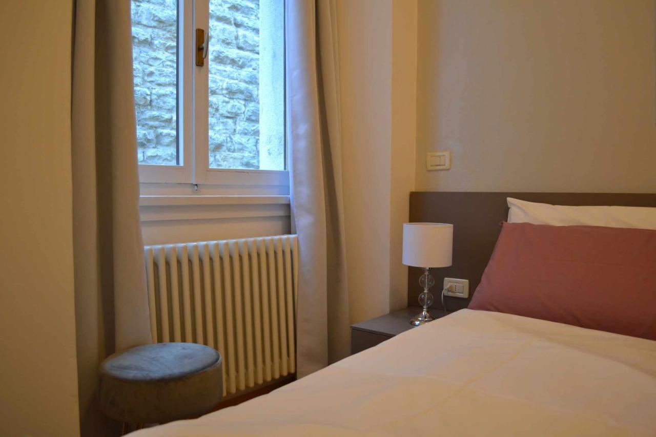 Appartement Lantica Torre à Riva del Garda Extérieur photo