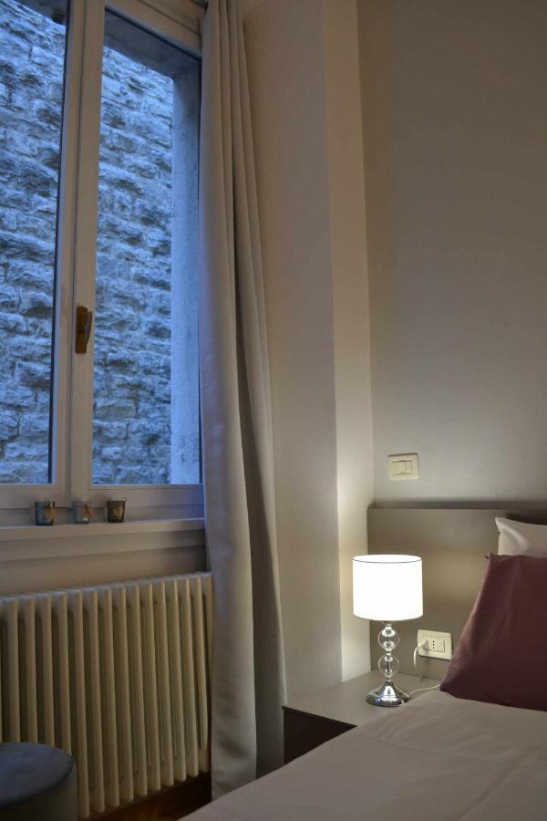 Appartement Lantica Torre à Riva del Garda Extérieur photo