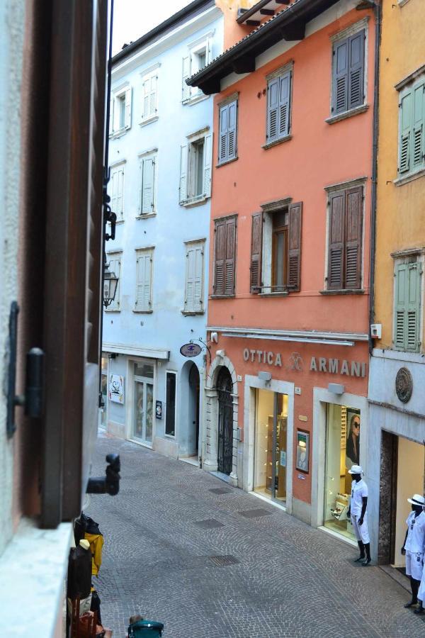 Appartement Lantica Torre à Riva del Garda Extérieur photo